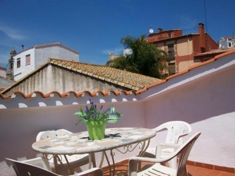 Apartamentos Mitus Canet De Mar Extérieur photo