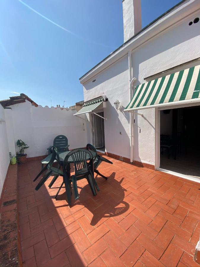 Apartamentos Mitus Canet De Mar Extérieur photo