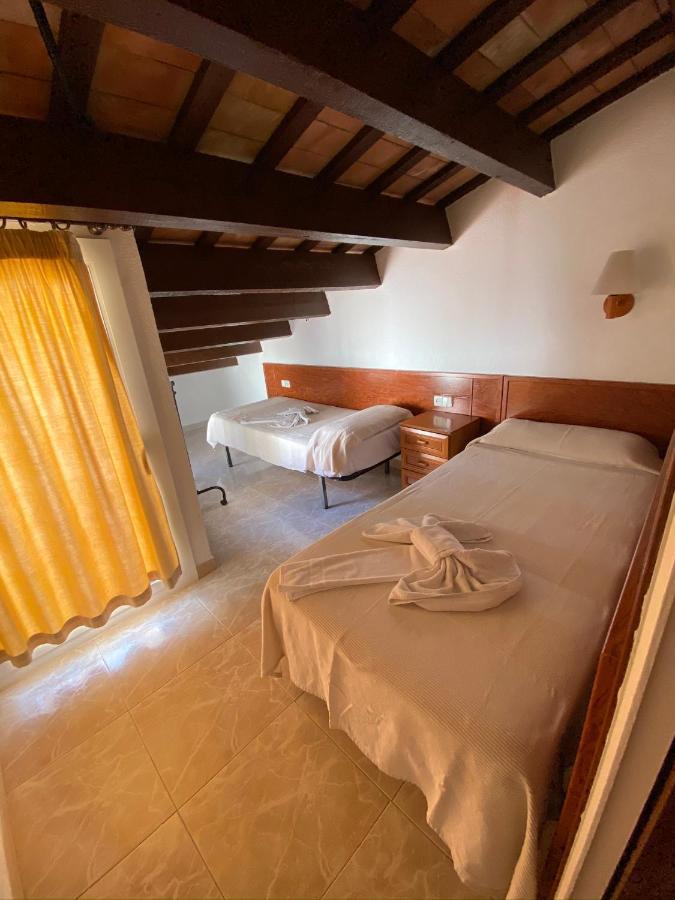 Apartamentos Mitus Canet De Mar Extérieur photo