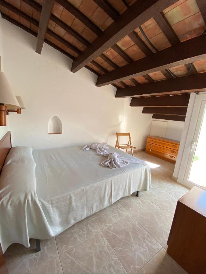 Apartamentos Mitus Canet De Mar Extérieur photo