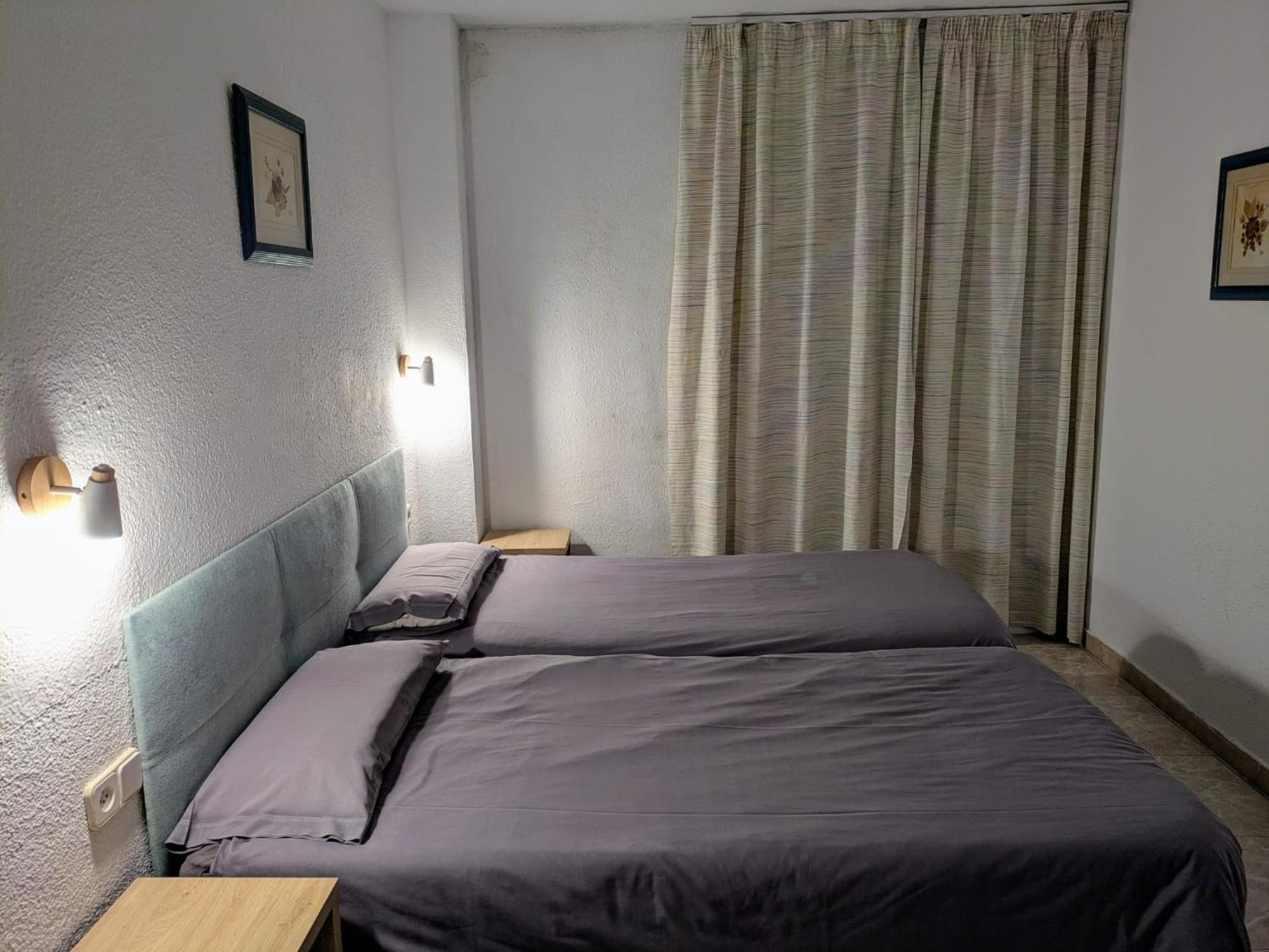 Apartamentos Mitus Canet De Mar Extérieur photo