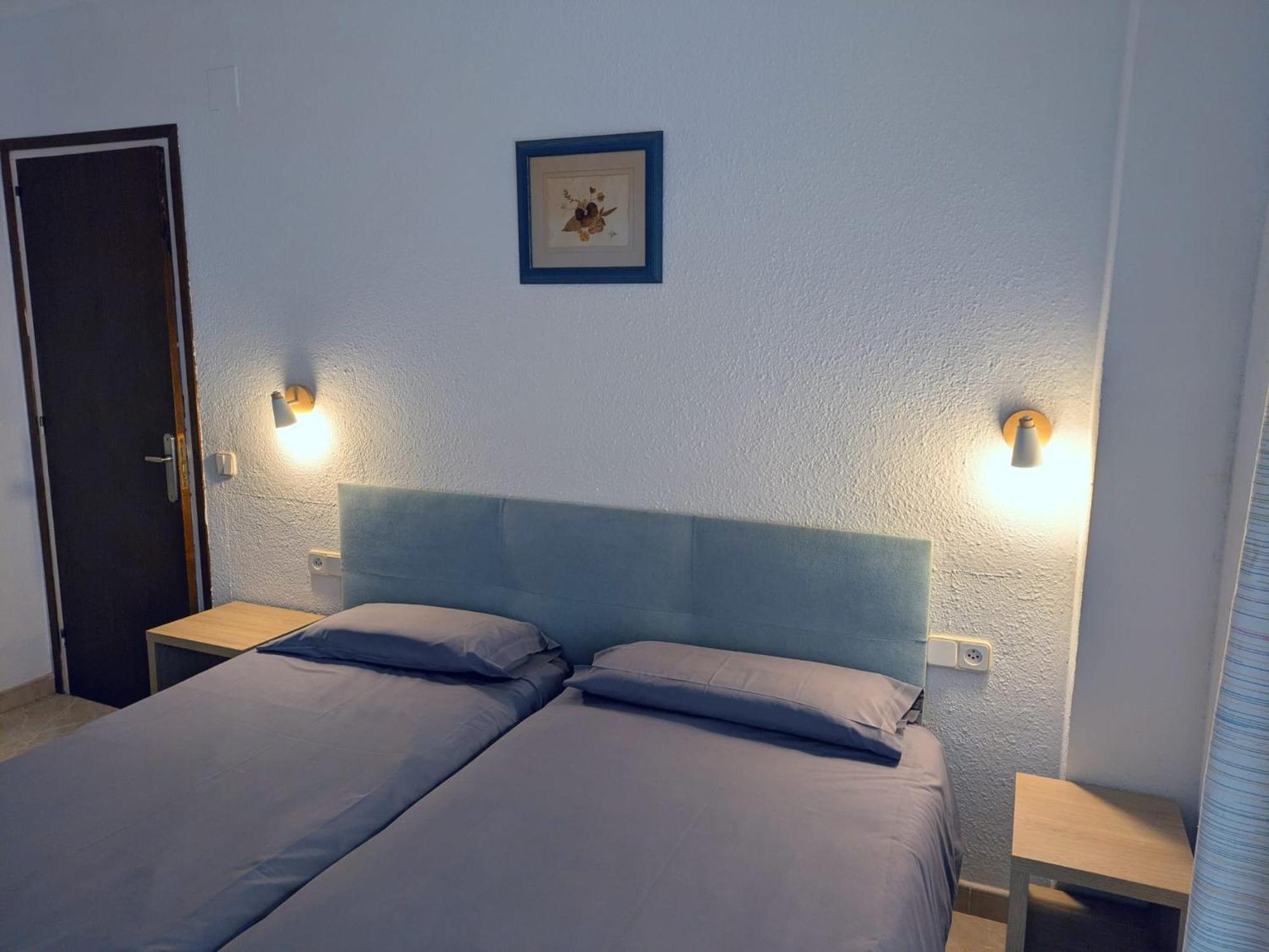 Apartamentos Mitus Canet De Mar Extérieur photo